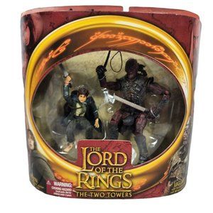 The Lord Of The Rings Pippin vs Ugluk With Sword And Whipping Action Figures
